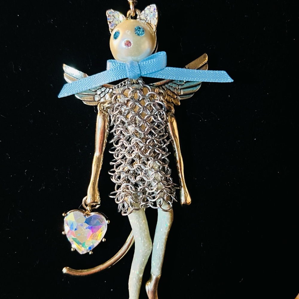78. Betsy Johnson Celestial Starlet Heaven on Earth Kitty Pendant